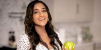A dietitian with eczema shares the 3 simple ways she lowers inflammation for clearer skin — without restrictive eating