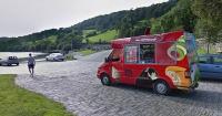 Tourists stopped for ice creams at beauty spot and it cost them almost £1,000