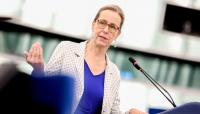 French MEP: Centrists must nominate single presidential candidate by early 2027