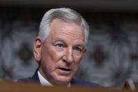 Tuberville will now support college sports bill after changes