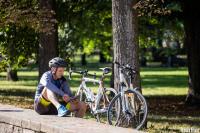 In Minsk, a man hit a pensioner with a bicycle and calmly went to work