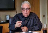 Factbox-Who is Howard Buffett, Berkshire Hathaway's new chairman?