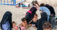 Yemeni Civilians Flee as Houthi-Saudi Conflict Continues