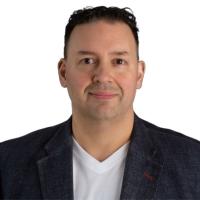 Business consultant, marketing instructor makes pitch for Ward 4 seat