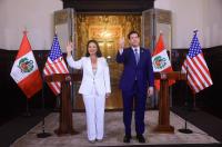 Rubio gets the photo; Lima, the political risk