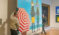 Australian entrepreneur invents hardware aimed at making art-handling lower risk and hands-free