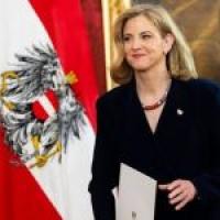 Austria’s Foreign Minister Pushes for Global Rules on Autonomous Weapons