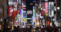 Tokyo Weighs On-the-Spot Fines for Littering at Tourist Hotspots