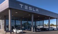 Why Tesla's Robotaxi/Cybercab Bet Just Got Complicated. What It Means to Investors.