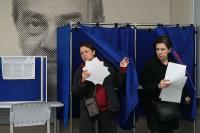 Russia begins elections with opposition absent