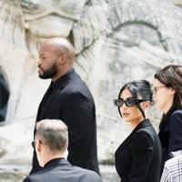 Kardashian awarded 1 euro for 2016 Paris robbery