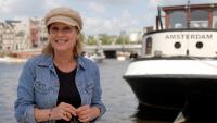 Shaynna Blaze embarks a luxurious European cruise, the Star-Ship Emerald Destiny
