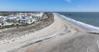 How a Georgia seaside hot spot staved off every beach town’s worst nightmare
