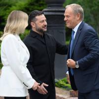PM warns Russia is planning strikes on NATO territory