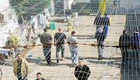 Palestinian Prisoners' Club denies setting date for start of family visits to prisoners