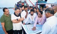 Shivakumar tours Mangaluru harbour at dawn, meets fishermen, traders