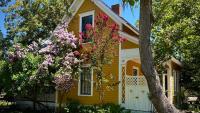 Oregon owner spent 18 months reviving 150-year-old Victorian farmhouse without trying to make it look new
