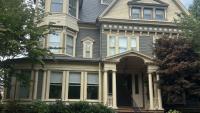 We found RI lookalikes for TV's most famous houses 
