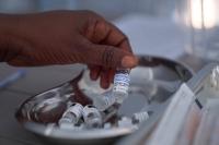 Congo begins Ebola vaccinations for health workers in the epicentre of outbreak