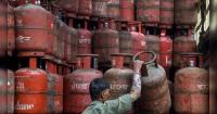 Govt makes Aadhaar biometric authentication mandatory for subsidised LPG refills from October 1