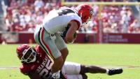 Chauncey Bowens' career day leads No. 2 Georgia to easy win at Arkansas