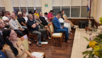 Minister of public health sees the Aruba patient center as a positive “check and balance”