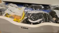 4 "junk drawer" electronics that are actually worth keeping around