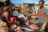 US$2 per kg of beef: Police issue strong warning as extremely cheap meat floods the market