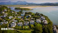 Tourism tax plans delayed after thousands respond to consultation