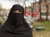 Italy PM Meloni announces plan to ban niqabs, burqas in schools