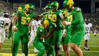 Oregon rises in national polls after Portland State win