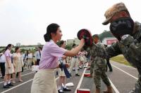 Over 300 Hong Kong, Macao youths attend military camp in Guangzhou