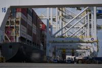 Oil, grain exports fuel record cargo at Port of Vancouver as trade shifts beyond U.S.
