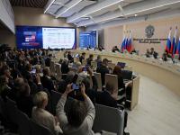 Putin-backed United Russia party wins record 355 seats in State Duma elections