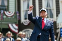 Trump Announces Greenland Security Pact Giving U.S. Permanent Military Access; Formal Signing Expected at U.N. Next Week