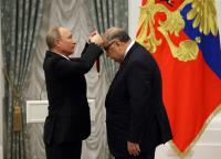 France and Slovakia remove Russian oligarchs from EU sanctions