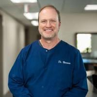Dr. Wade Newman Launches Scholarship for Future Doctors to Support Undergraduate Pre-Med Students Nationwide in 2027