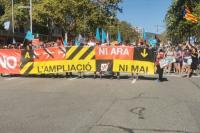 'No Expansion, Not Now or Ever': Thousands Protest at Barcelona Streets Over Airport Plans