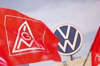 German auto workers protest in wake of VW profit warning