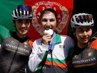 Afghan cyclist who escaped Taliban wins Asian Games silver medal