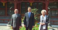 Chinese vice president meets Cambodian king, queen mother