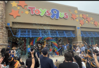 Toys ‘R’ Us making a holiday comeback at several new stores in Kansas