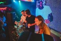 Sturgill Simpson DJ’d A 1 A.M. After-Party In Seattle With The Flying Mojito Bros And A Cold Modelo