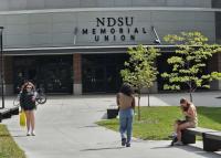 North Dakota college enrollment stable