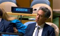 Who's a sleepy Ed? Foreign Secretary Miliband seemingly struggles to stay awake during Burnham's first speech to the United Nations General Assembly