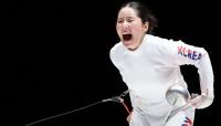 Song Se-ra wins fencing gold as Korea adds shooting, swimming medals at Asian Games