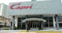 Cuban woman stays at the Capri Hotel: "This felt more like a motel."