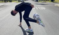 THE KEEPY-UPPY KING: Hanging out with Nani, drinking whiskey with Roberto Carlos, or teaching Fernando Torres' kids his tricks... How one Irish man conquered the world of Freestyle Football