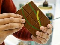 Chocolate industry past worst of cocoa crisis, say Swiss experts