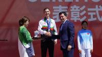 Cyclist Fariba Hashimi dressed as a man to train in Afghanistan. Wins silver at Asian Games